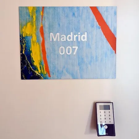 007 Studio Apartment Madrid 30M2 Klagenfurt am Woerthersee Exterior photo