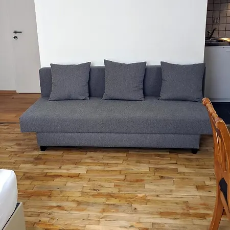007 Studio Apartment Madrid 30M2 Klagenfurt am Woerthersee Exterior photo