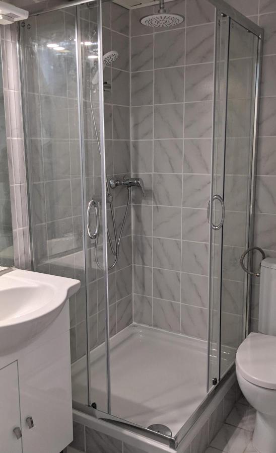 007 Madrid 30m2 *